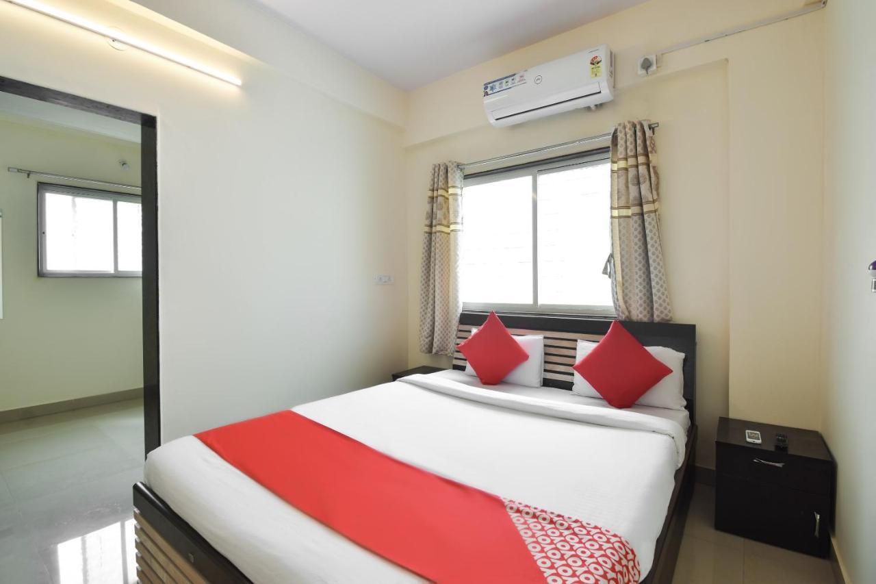 Hotel O Felicita Inn Near Seasons Mall Kharadi Экстерьер фото